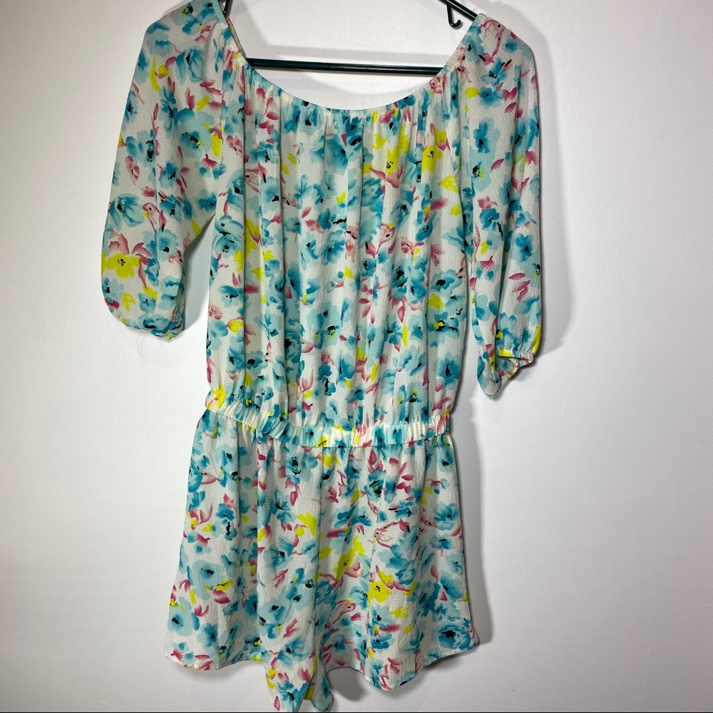 floral romper size small